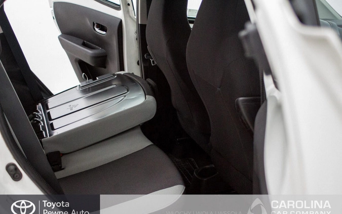 Toyota Aygo cena 38000 przebieg: 47038, rok produkcji 2016 z Włodawa małe 121